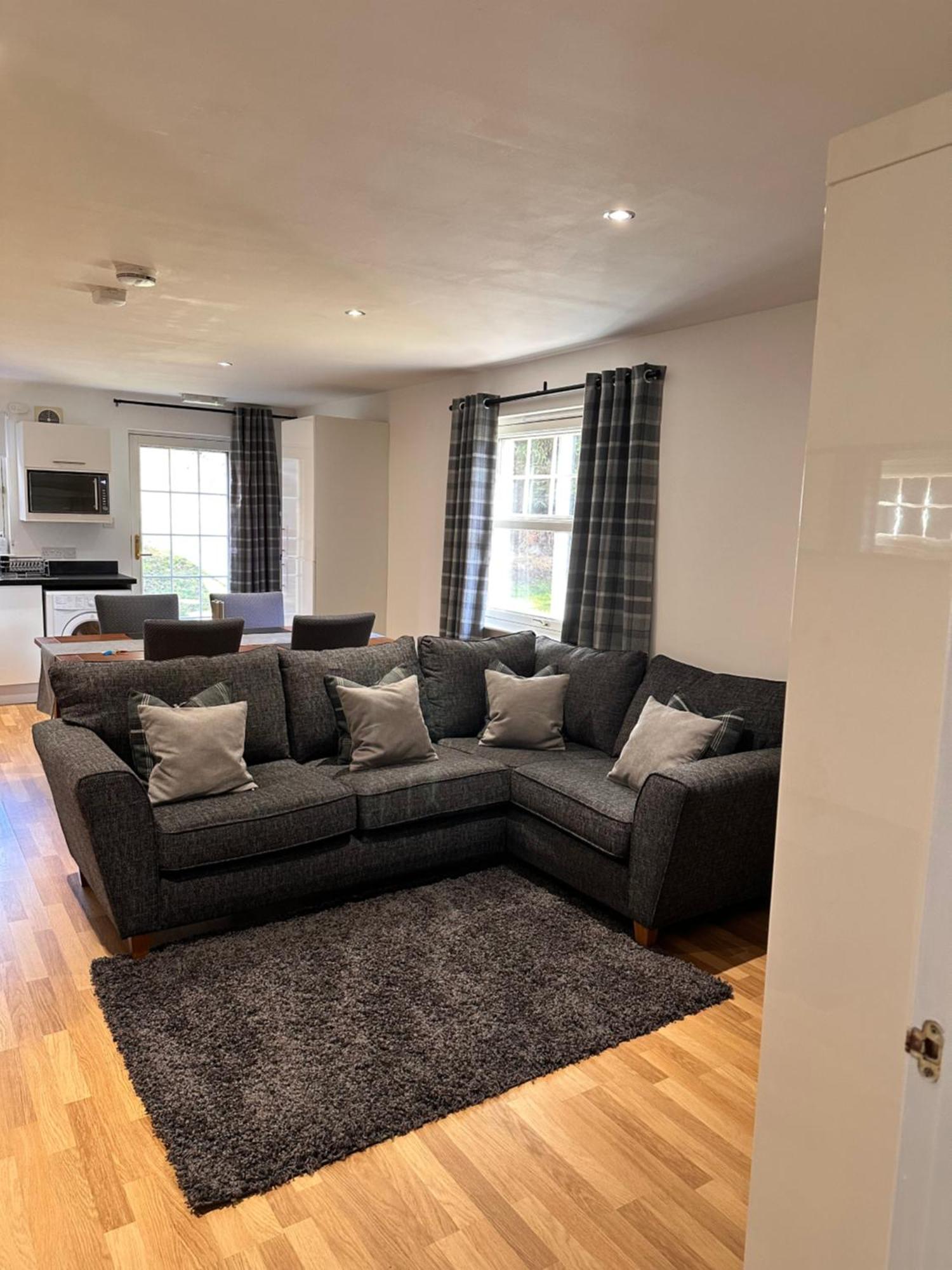 Apartment In Queens Court, Banchory Inchmarlo المظهر الخارجي الصورة